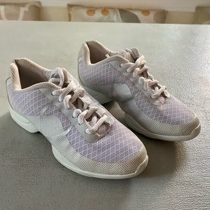Bloch Kids White Dance Sneakers Size 13.5